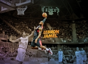 开云体育在线-欧冠决赛之夜，内马尔以魔法般的节奏引领全队登顶