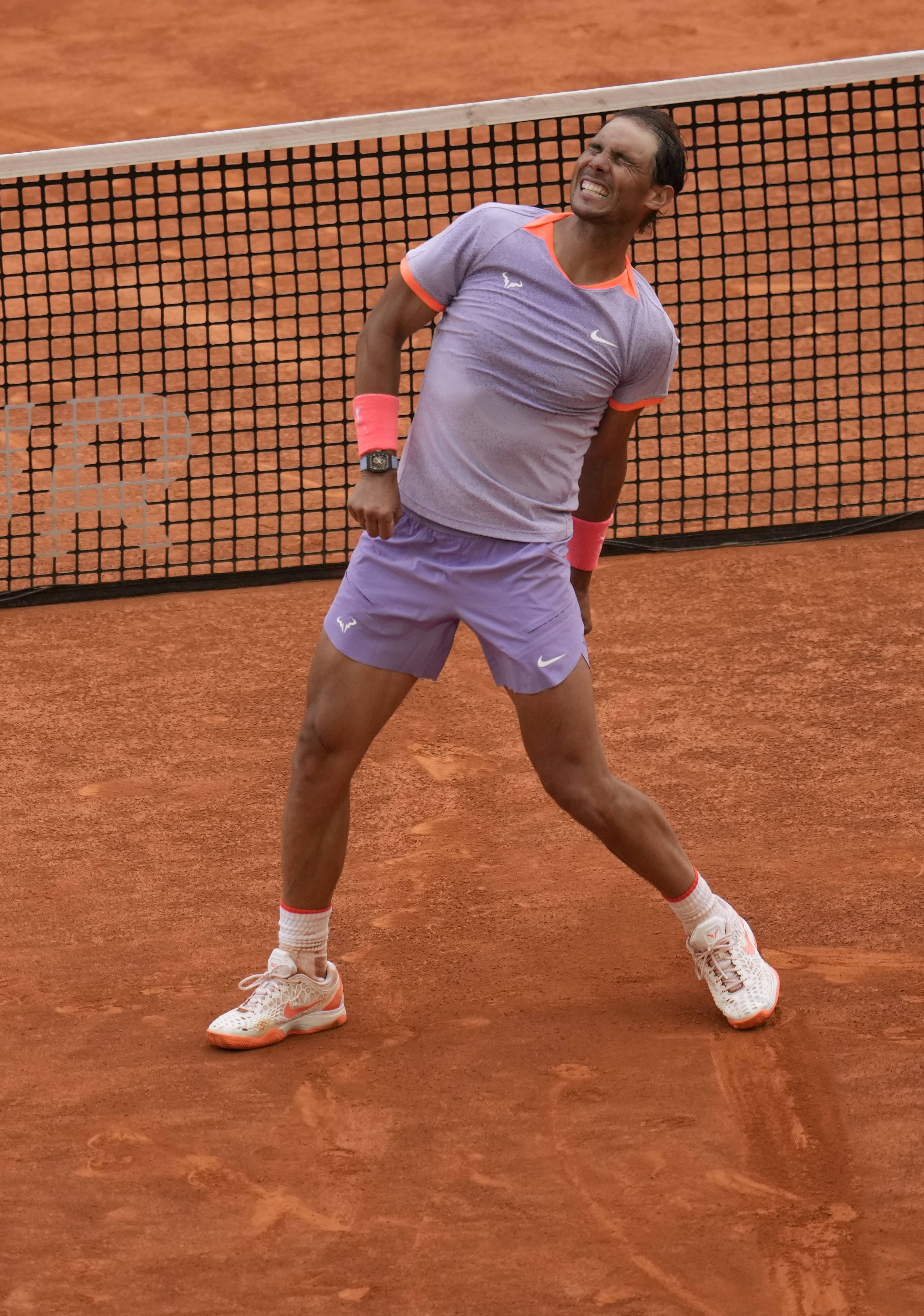 日本网球队完胜西班牙网球队,纳达尔关键制胜的简单介绍 日本网球队完胜西班牙网球队,纳达尔关键制胜的简单介绍