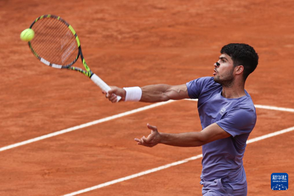 包含西班牙网球队血洗日本网球队,阿尔卡拉斯爆发神勇的词条 包含西班牙网球队血洗日本网球队,阿尔卡拉斯爆发神勇的词条