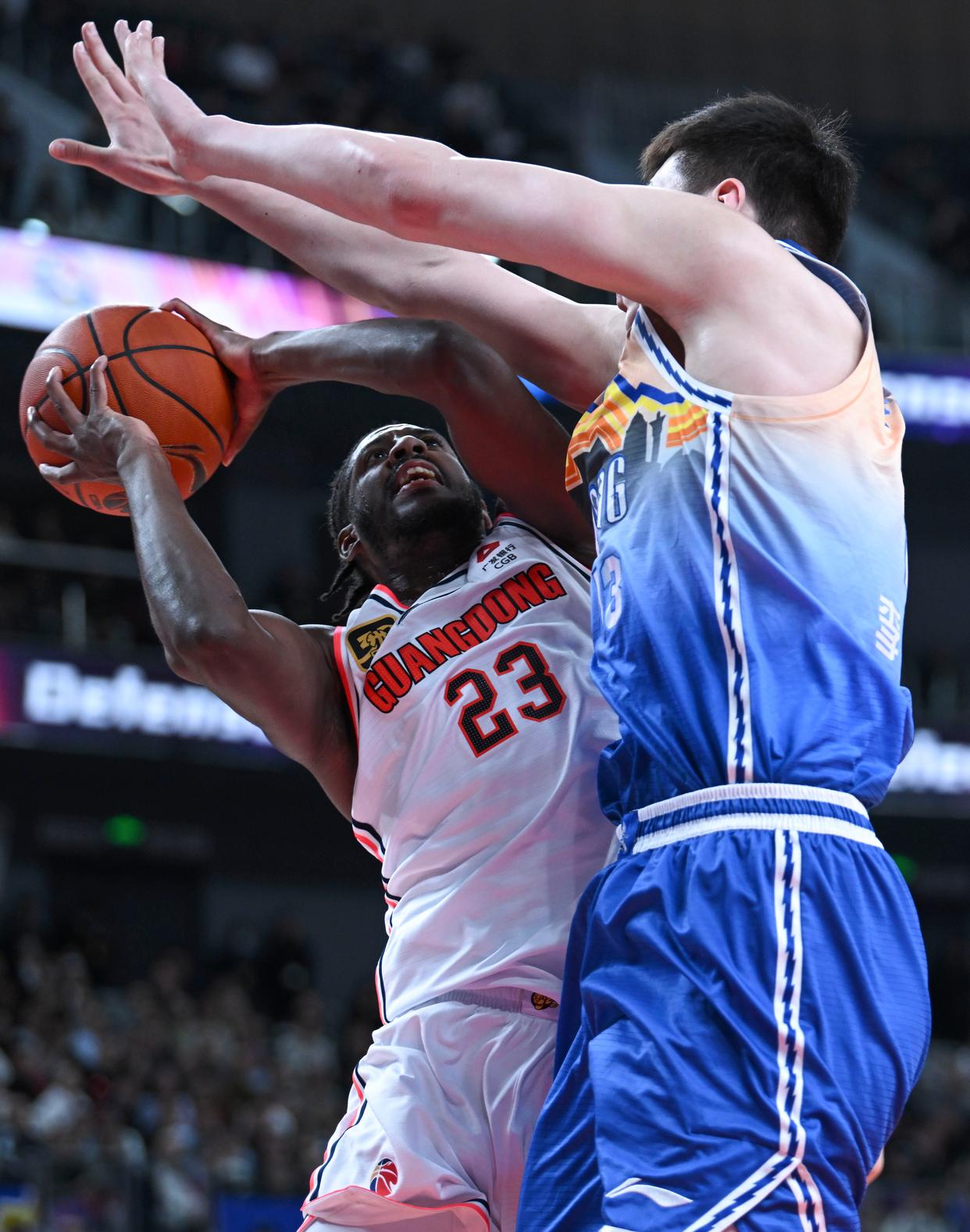 中东地区篮球竞赛吸引众多球迷,关注度提升的简单介绍 中东地区篮球竞赛吸引众多球迷,关注度提升的简单介绍