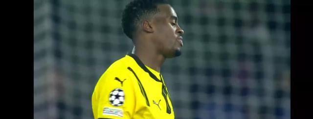 包含多特蒙德主帅对球队表现不满的词条 包含多特蒙德主帅对球队表现不满的词条