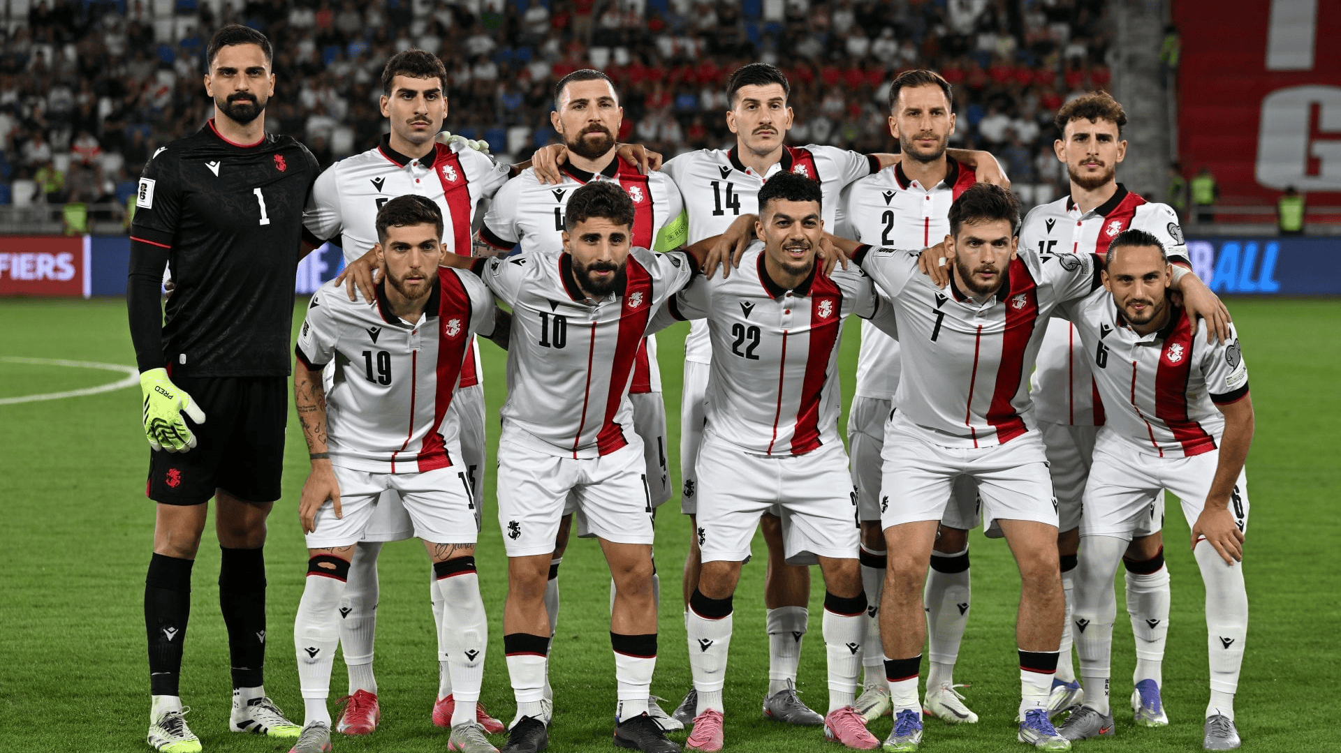 黑山队实力强劲,欧预赛比赛决胜时刻的简单介绍 黑山队实力强劲,欧预赛比赛决胜时刻的简单介绍