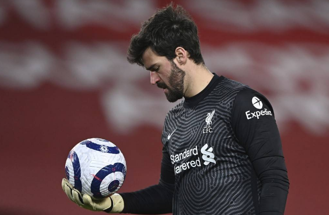 红蓝之争再度上演,胜负难分最终取决的简单介绍 红蓝之争再度上演,胜负难分最终取决的简单介绍