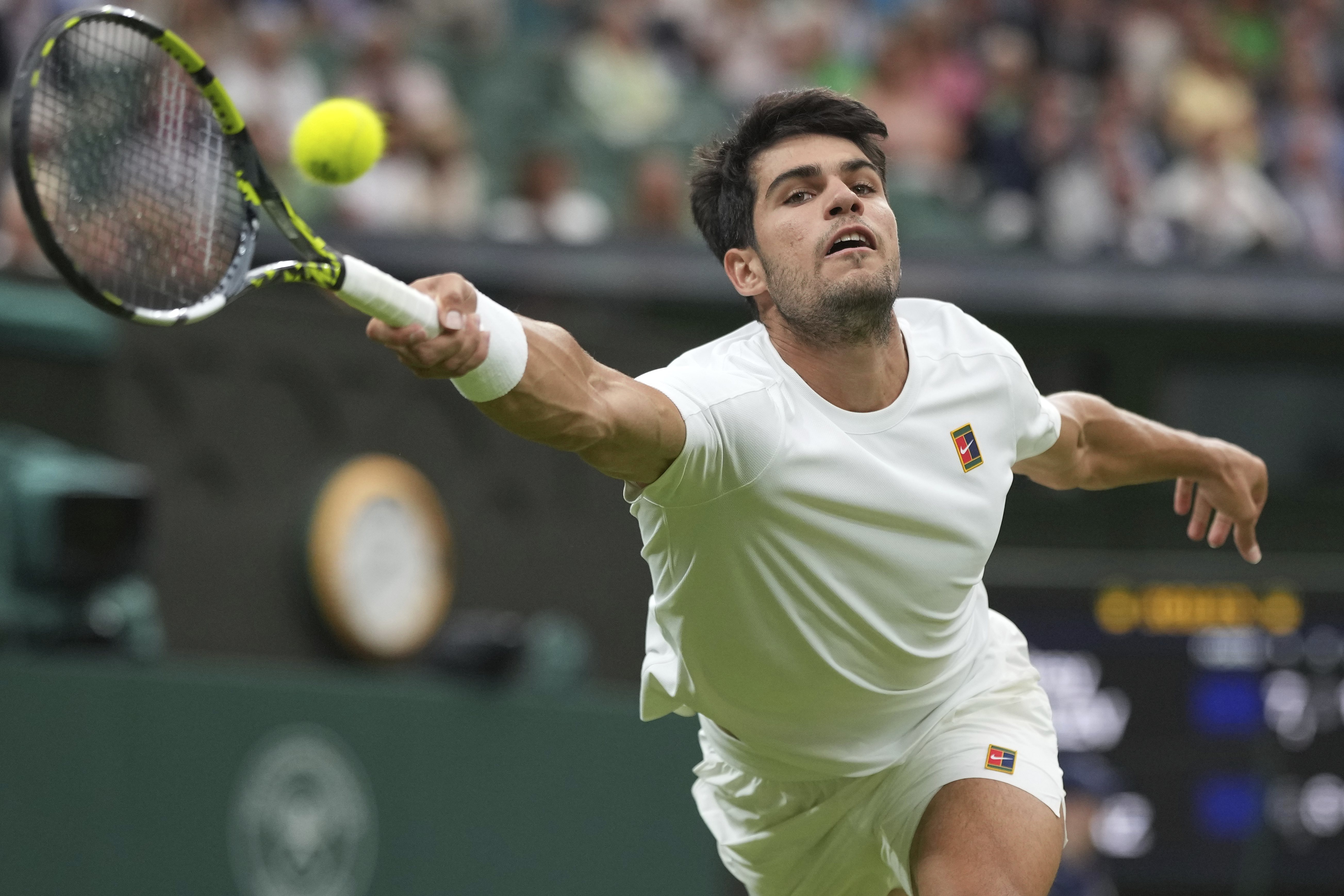 关于澳网鏖战温网,阿尔卡拉斯高光表现的信息 关于澳网鏖战温网,阿尔卡拉斯高光表现的信息